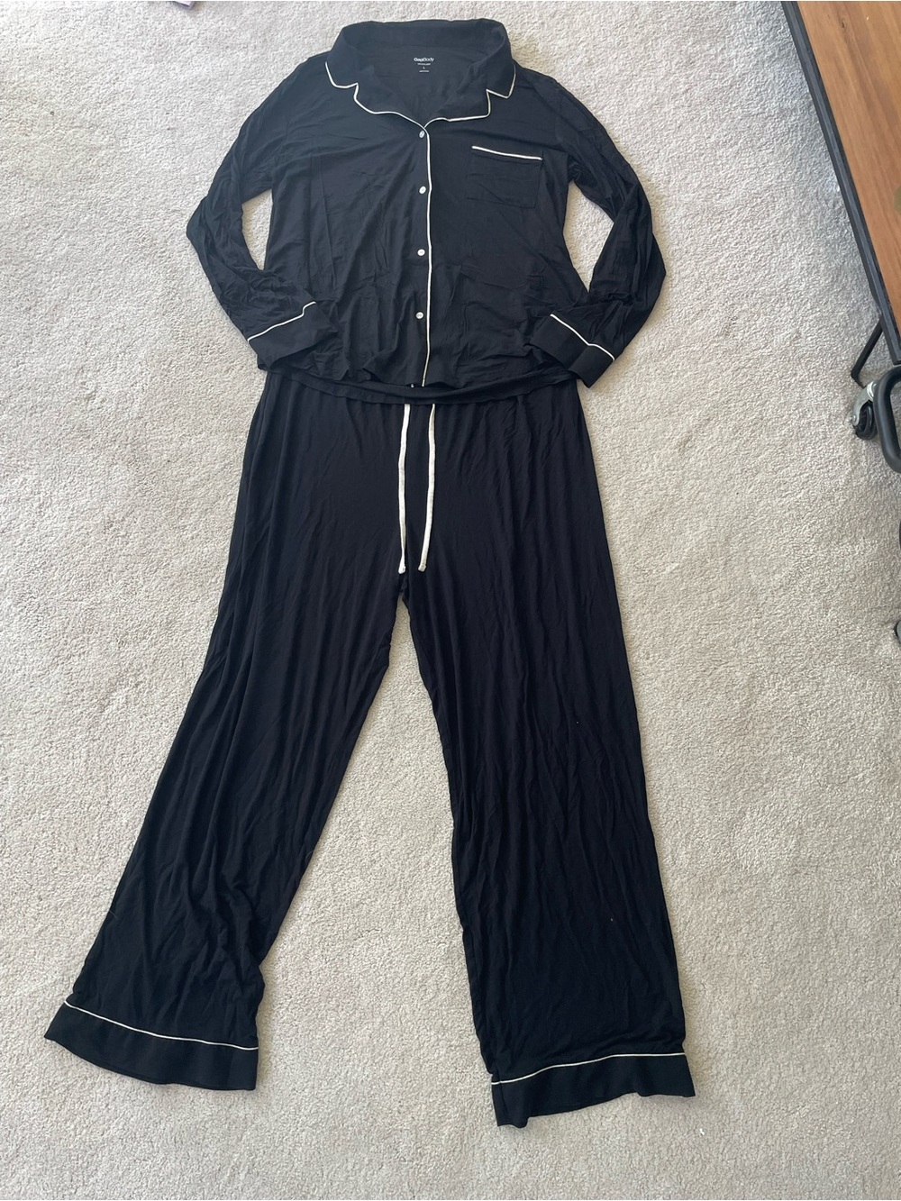Gap Body pajama set (top and bottom)